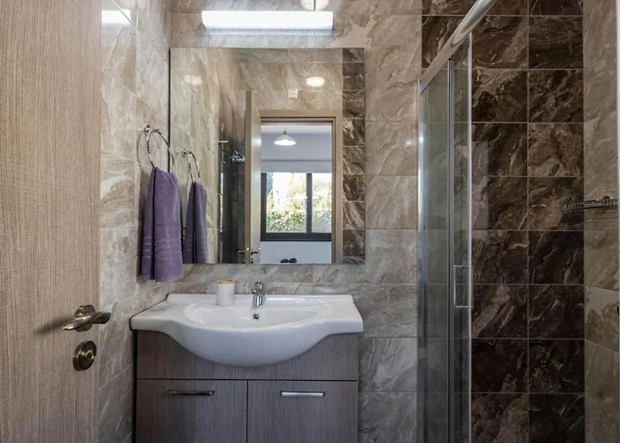 Townhouse Flower - 2br Coastal Retreat Near Coralia Prázdninový dům *