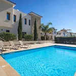 Holiday home Townhouse Flower - 2br Coastal Retreat Near Coralia Peyia