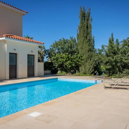 Townhouse Flower - 2br Coastal Retreat Near Coralia Feriehus *