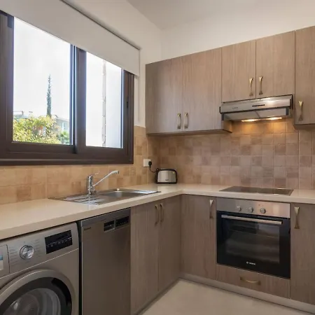 Two Bedroom Townhouse Flower