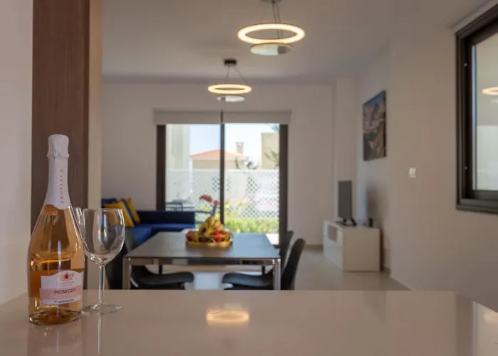 Casa vacanze Townhouse Flower - 2br Coastal Retreat Near Coralia *